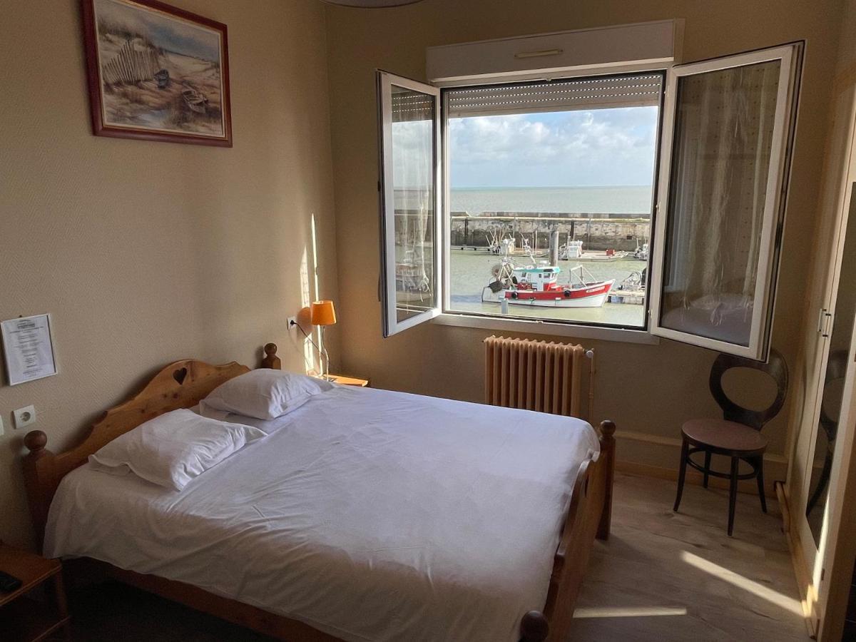 Logis Hotel Le Terminus Bourcefranc Екстер'єр фото