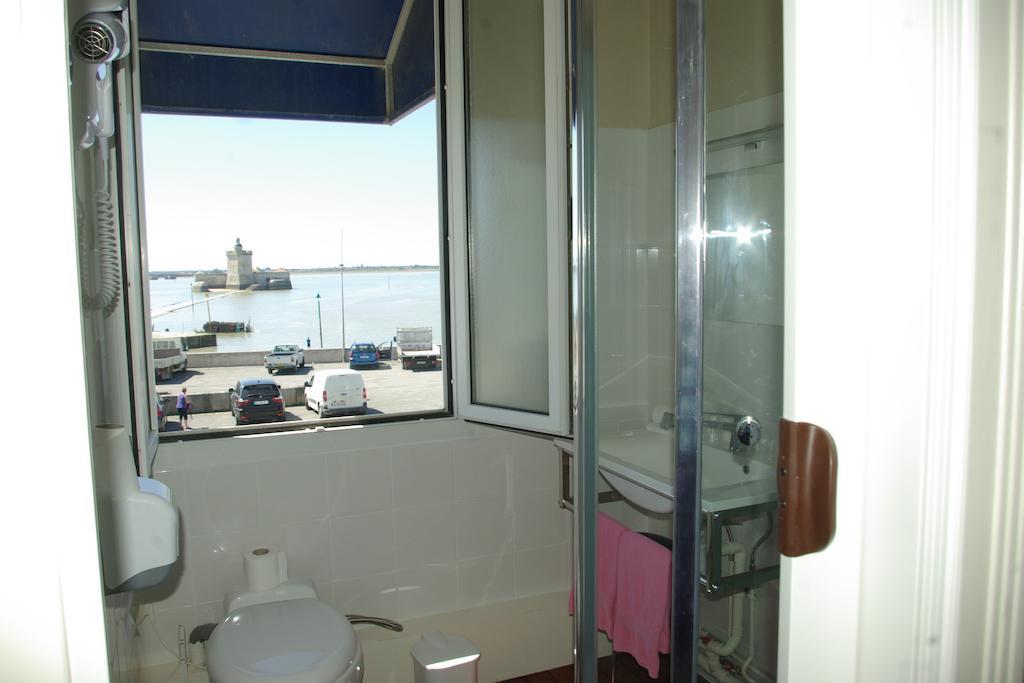Logis Hotel Le Terminus Bourcefranc Екстер'єр фото